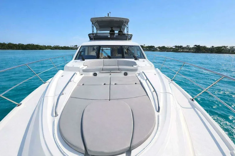 Slide: The Image of Model L650 Fly Category Flybridge 2018 - 4