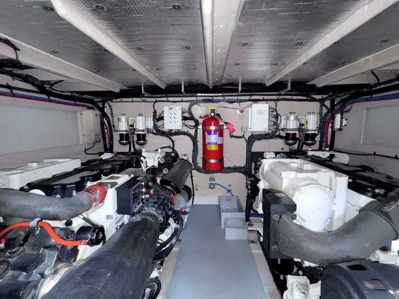 Slide: The Image of Model L650 Fly Category Flybridge 2018 - 48