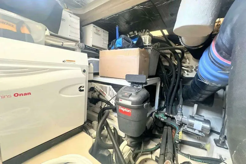 Slide: The Image of Model L650 Fly Category Flybridge 2018 - 53