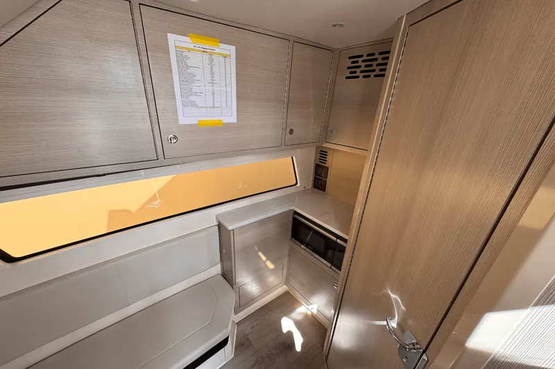 Slide: The Image of Scout 377 LXF 2025 - 30