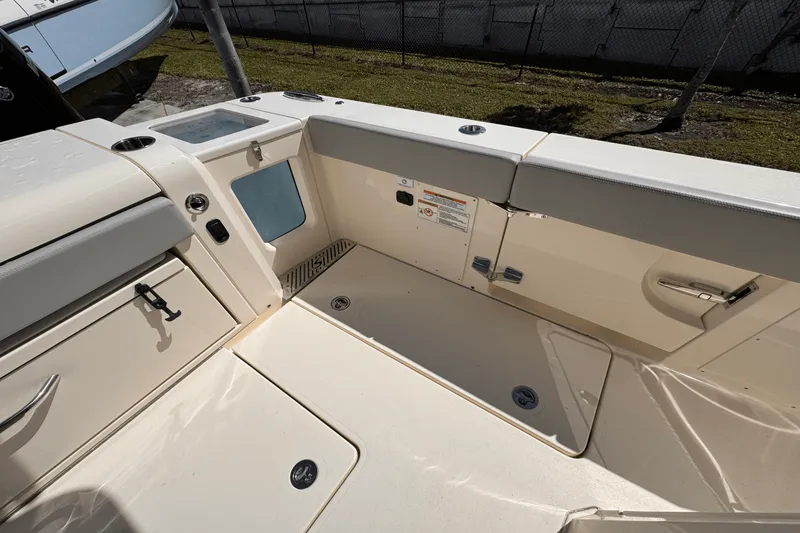 Slide: The Image of Scout 377 LXF 2025 - 6