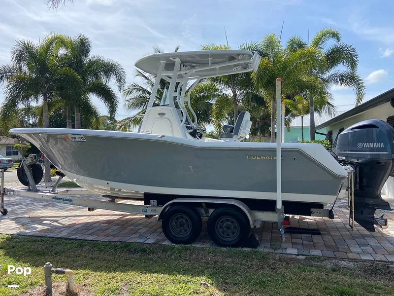 Slide: The Image of Tidewater 232 Adventure 2018 - 13850412