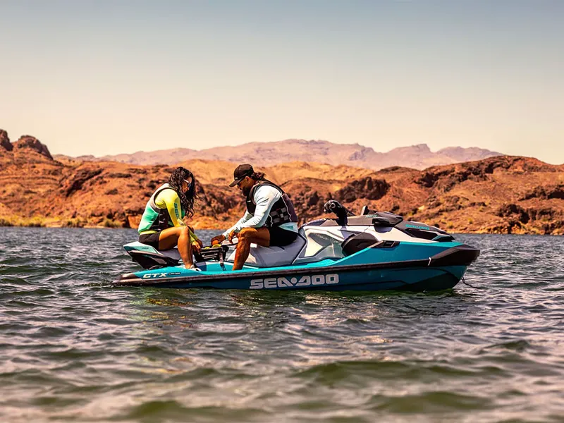 Slide: The Image of Sea-Doo GTX Limited 325 2025 - 9