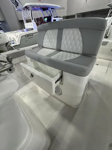 Slide: The Image of Contender 35 ST With Twin Mercury 425 V10 35' 2027 - 2