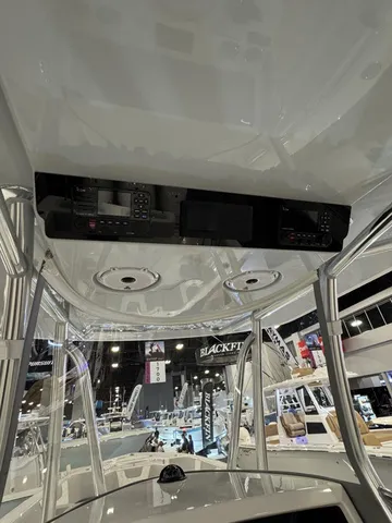 Slide: The Image of Contender 35 ST With Twin Mercury 425 V10 35' 2027 - 5