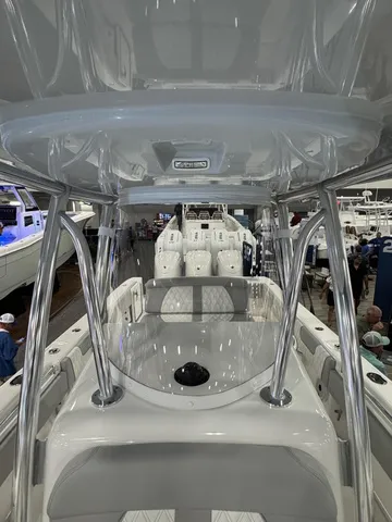 Slide: The Image of Contender 35 ST With Twin Mercury 425 V10 35' 2027 - 9