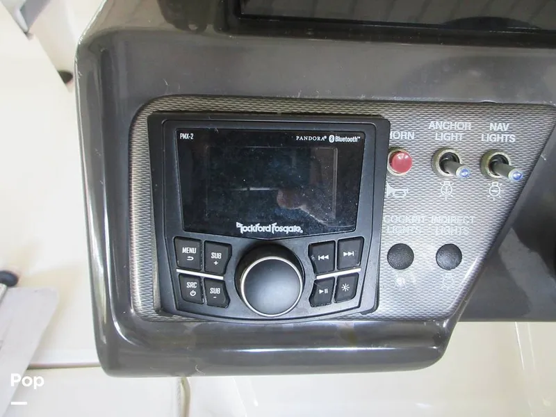 Slide: The Image of Sea Ray SPX 190 2018 - 13631944