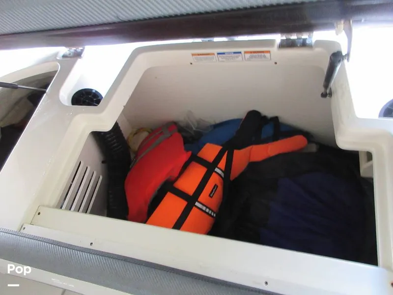 Slide: The Image of Sea Ray SPX 190 2018 - 13631956