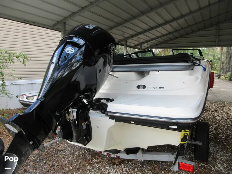 Slide: The Image of Sea Ray SPX 190 2018 - 13631906