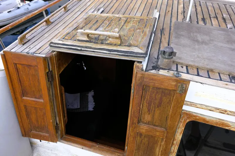 Slide: The Image of CHB 34 trawler 1978 - 26