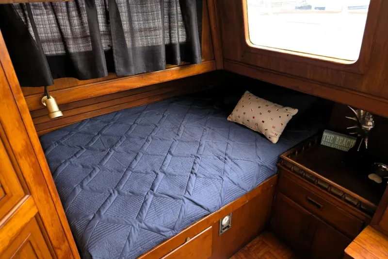 Slide: The Image of CHB 34 trawler 1978 - 15