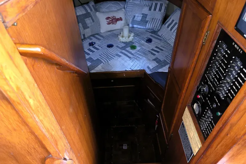 Slide: The Image of CHB 34 trawler 1978 - 8