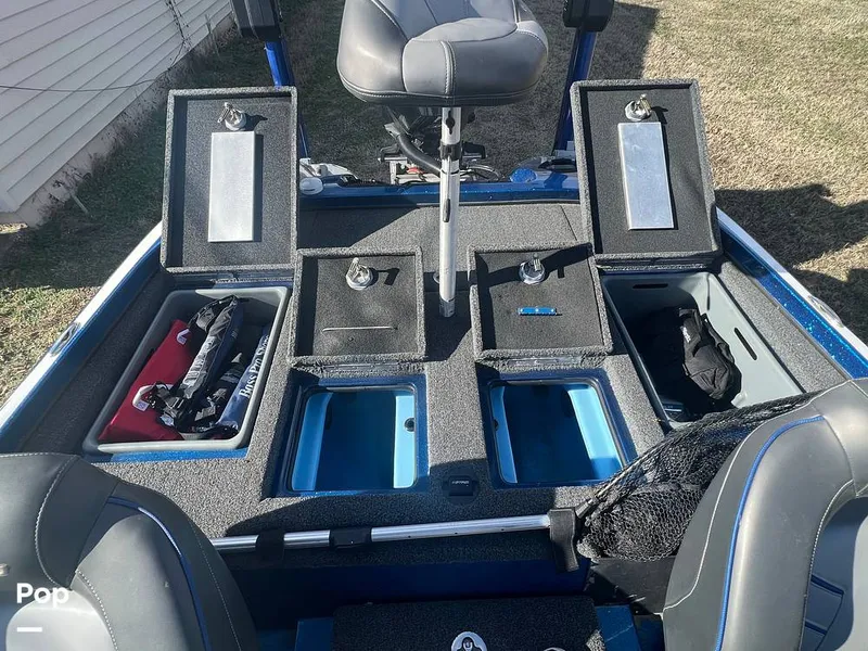 Slide: The Image of In Deck Storage/live Well/bait Well - 13612858