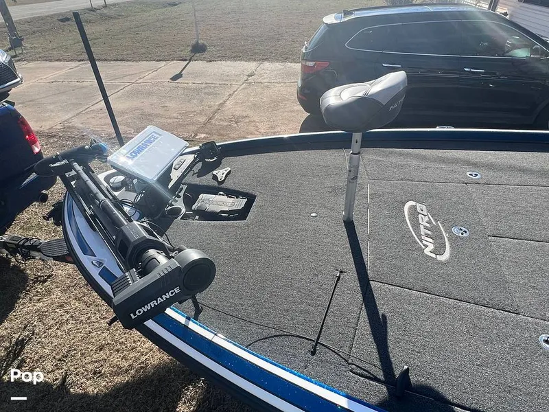 Slide: The Image of Trolling Motor With Hot Shot Pedal - 13612844