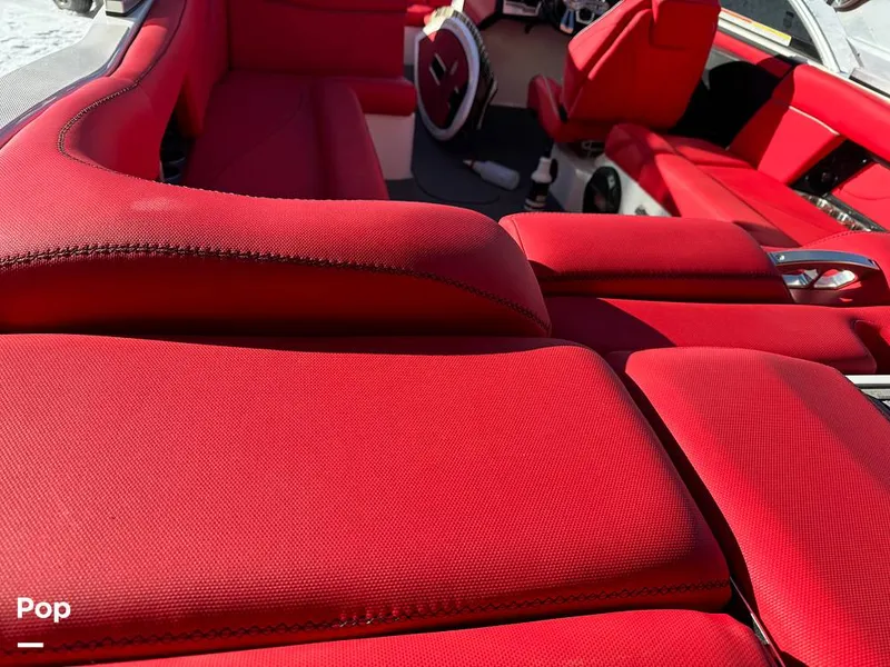 Slide: The Image of Mastercraft X23 2018 - 13669269