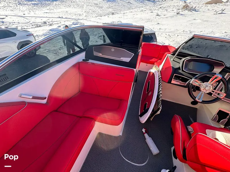 Slide: The Image of Mastercraft X23 2018 - 13669303