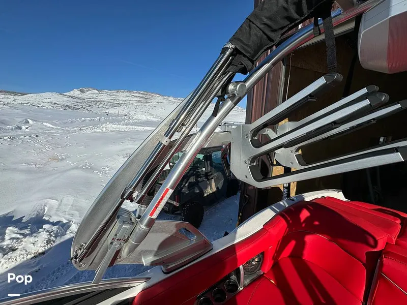 Slide: The Image of Mastercraft X23 2018 - 13669304