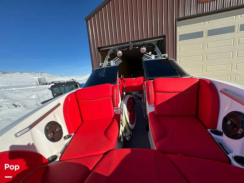 Slide: The Image of Mastercraft X23 2018 - 13669325