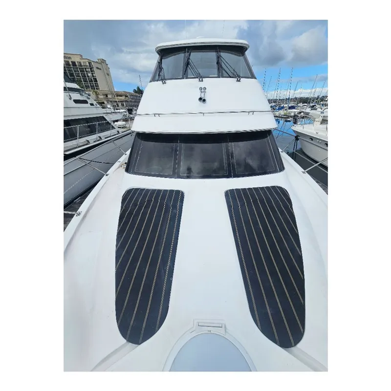Slide: The Image of Carver Yachts 564 2001 - 41