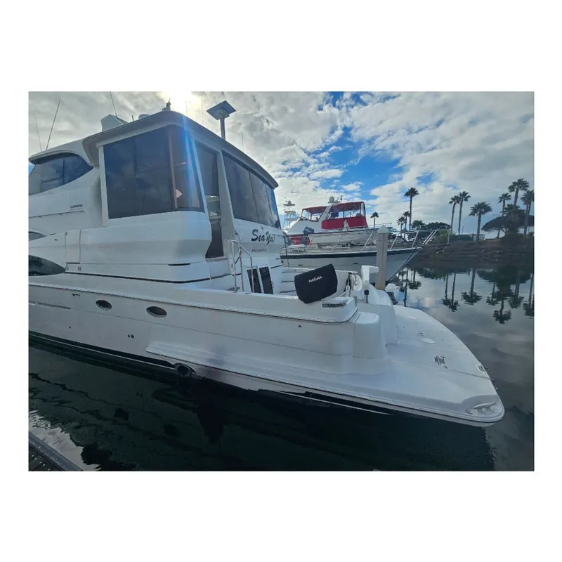 Slide: The Image of Carver Yachts 564 2001 - 2