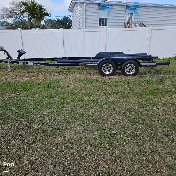 Slide: The Image of Sea Ray 240 Sundeck 2007 - 15306690