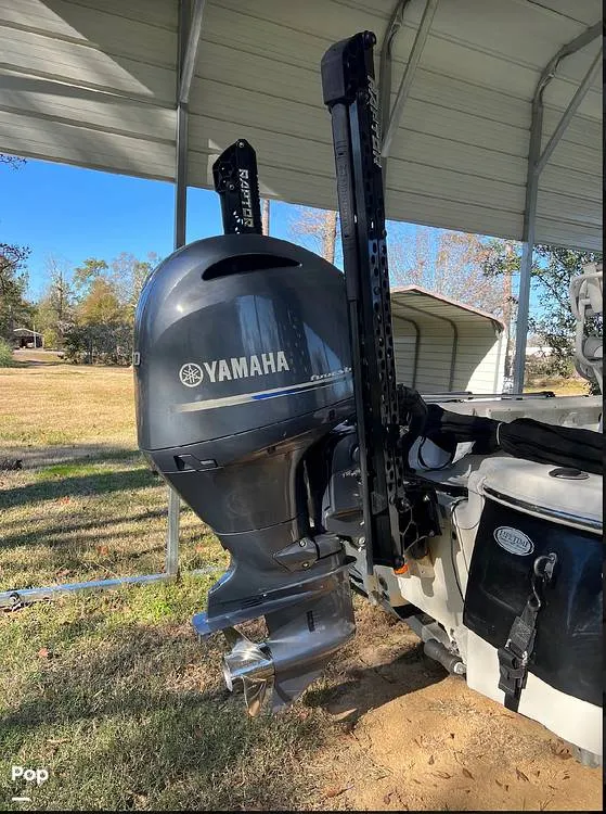 Slide: The Image of NauticStar 215 XTS Shallow Bay 2021 - 13625382