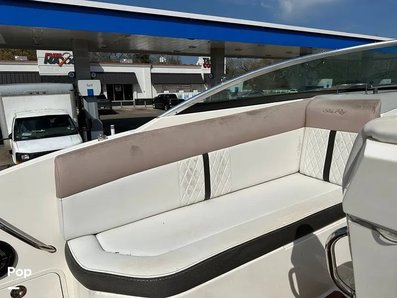 Slide: The Image of Sea Ray 260 Sundancer 2015 - 13874175