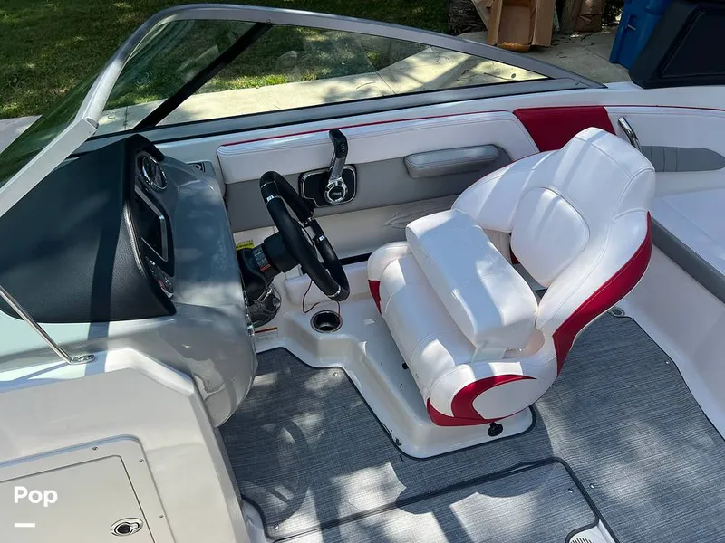 Slide: The Image of Chaparral 21 SURF 2020 - 14362903