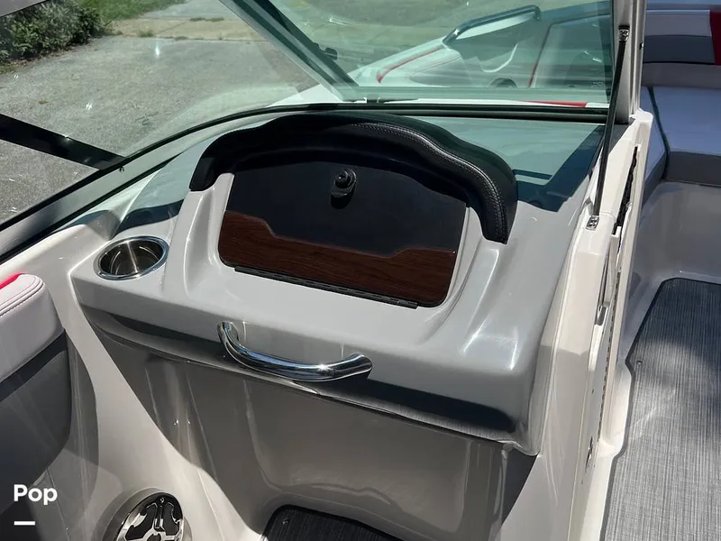 Slide: The Image of Chaparral 21 SURF 2020 - 14362816