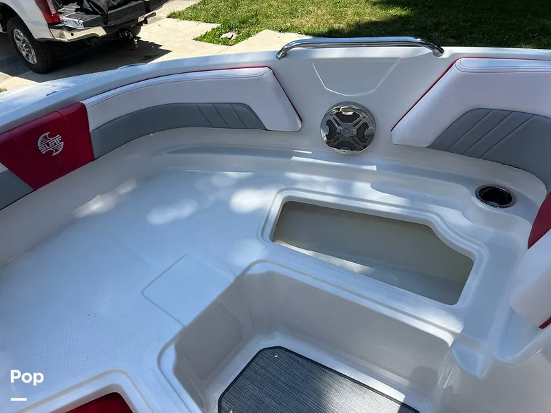 Slide: The Image of Chaparral 21 SURF 2020 - 14362825