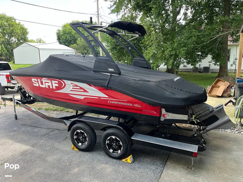 Slide: The Image of Chaparral 21 SURF 2020 - 14362834