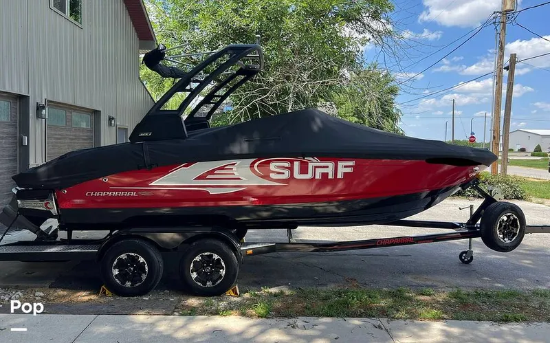 Slide: The Image of Chaparral 21 SURF 2020 - 14362838
