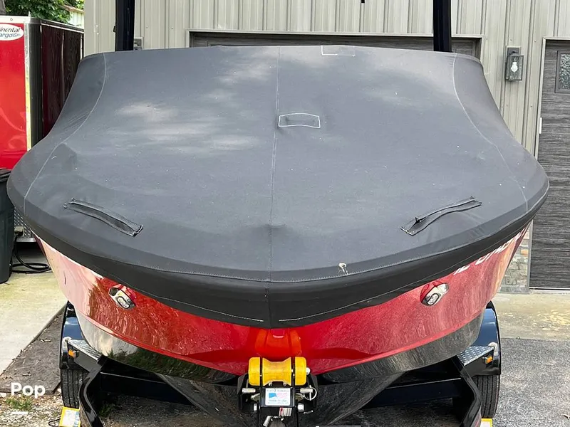 Slide: The Image of Chaparral 21 SURF 2020 - 14362839