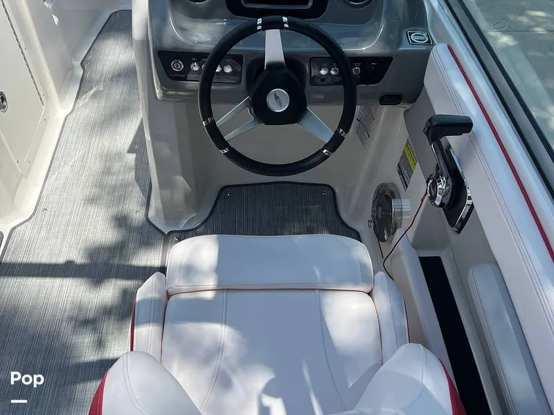 Slide: The Image of Chaparral 21 SURF 2020 - 14362849