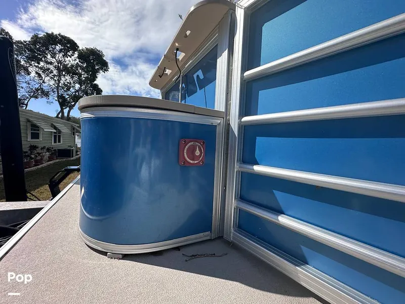 Slide: The Image of Sylvan Mirage 8522 Fish 2018 - 13826551