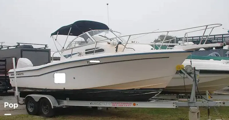 Slide: The Image of Grady-White 228 Seafarer 2000 - 15890908