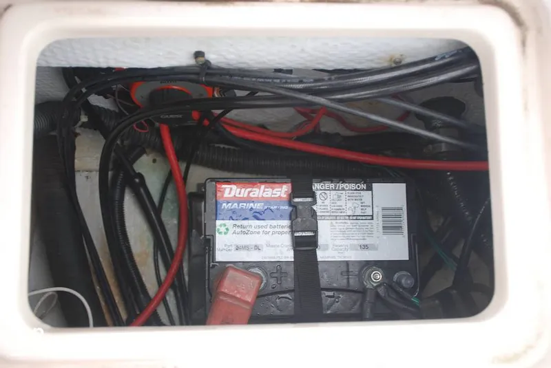 Slide: The Image of Grady-White 228 Seafarer 2000 - 13749796