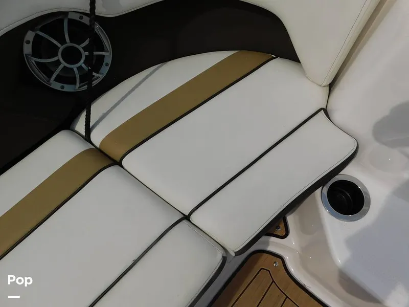 Slide: The Image of Yamaha 212SE 2021 - 14351991