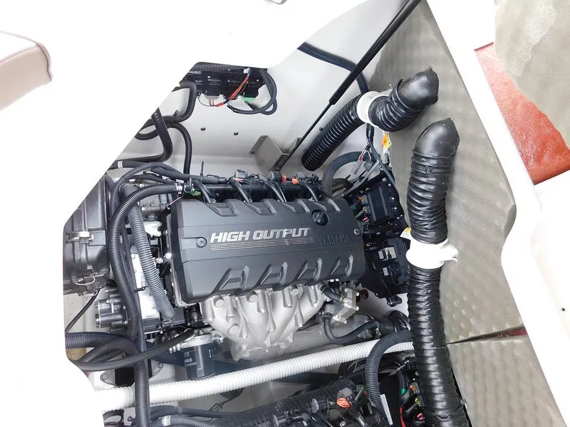 Slide: The Image of Yamaha 212SE 2021 - 14352045