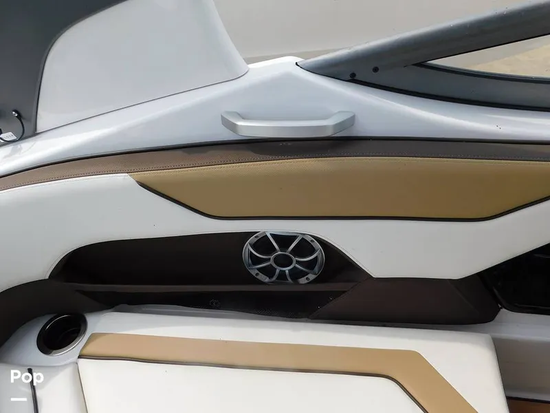 Slide: The Image of Yamaha 212SE 2021 - 14351921