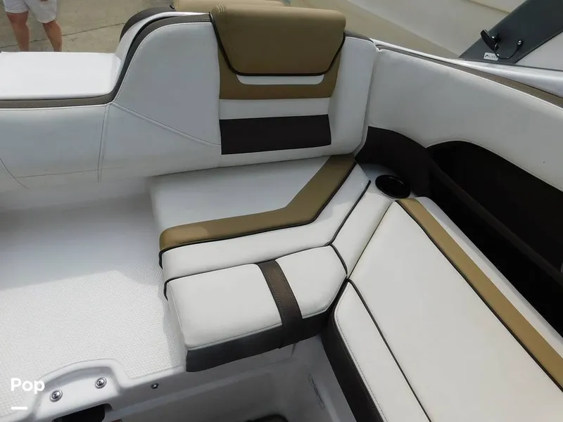 Slide: The Image of Yamaha 212SE 2021 - 14351932