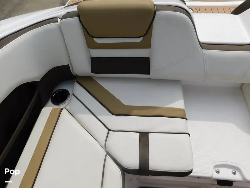 Slide: The Image of Yamaha 212SE 2021 - 14351935