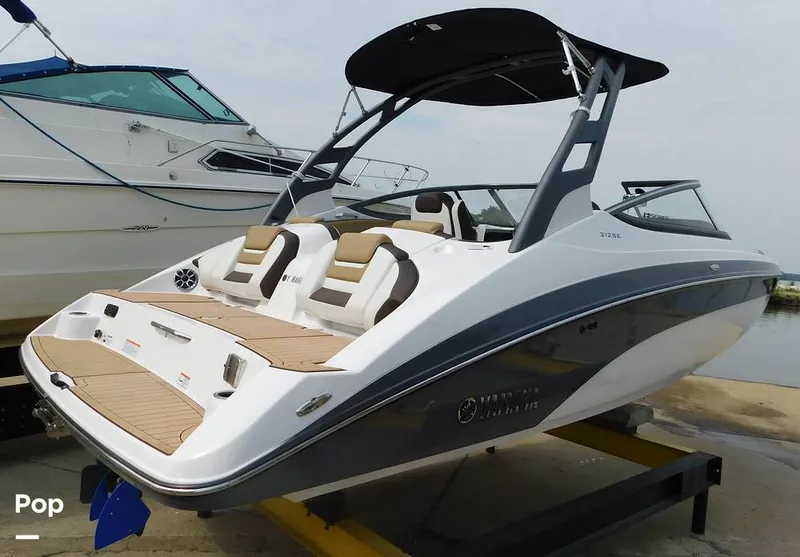 Slide: The Image of Yamaha 212SE 2021 - 14351885