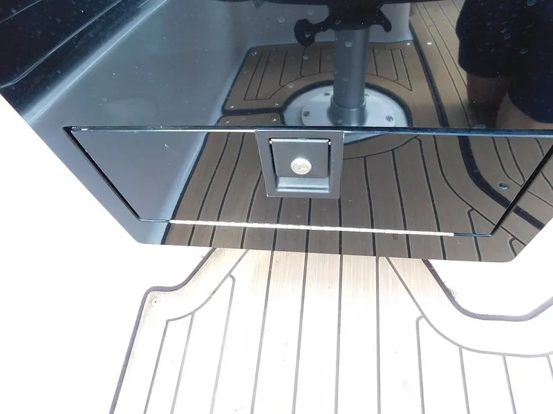 Slide: The Image of Yamaha 212SE 2021 - 14351952