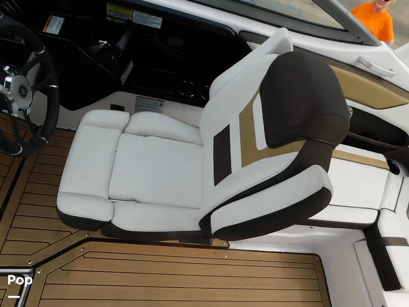 Slide: The Image of Yamaha 212SE 2021 - 14351955