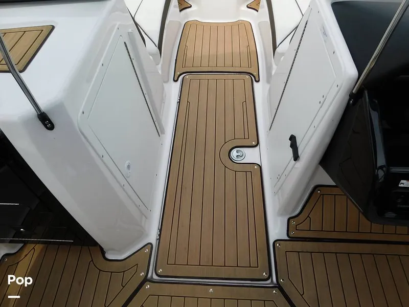 Slide: The Image of Yamaha 212SE 2021 - 14351971