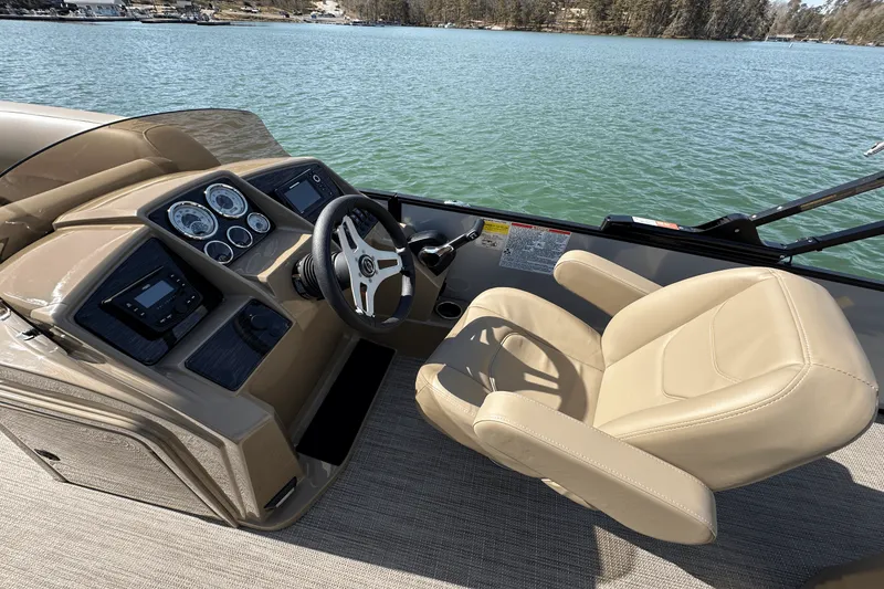 Slide: The Image of Sylvan MIRAGE 822 2025 - 22