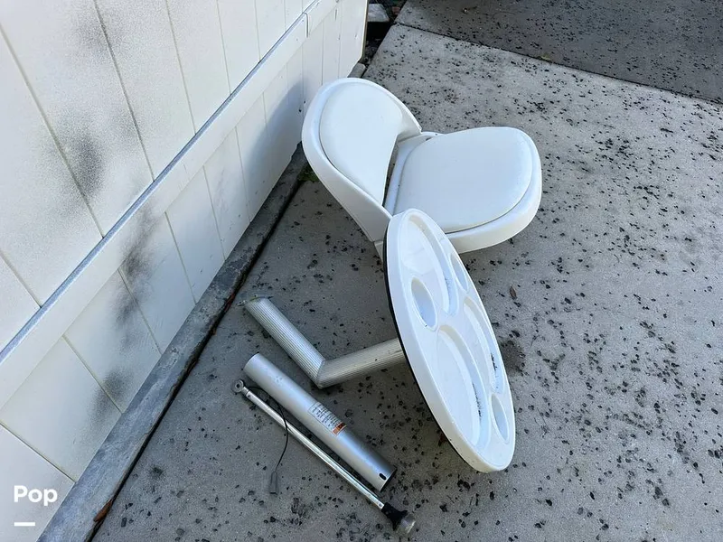 Slide: The Image of Hurricane SD187 2016 - 13833323