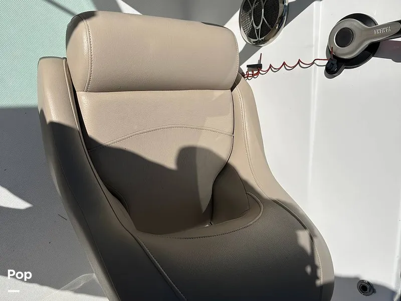 Slide: The Image of Hurricane SD187 2016 - 13833410