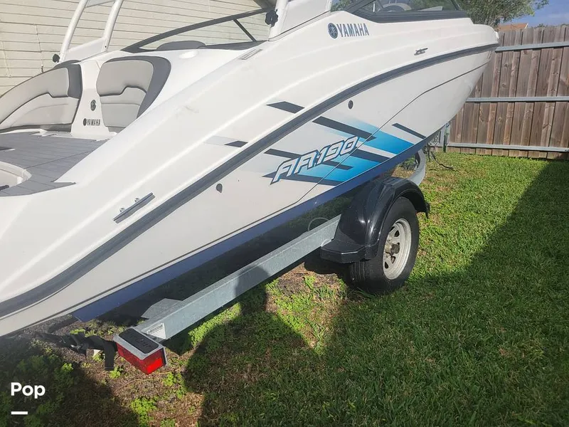 Slide: The Image of Yamaha AR190 2021 - 13691034